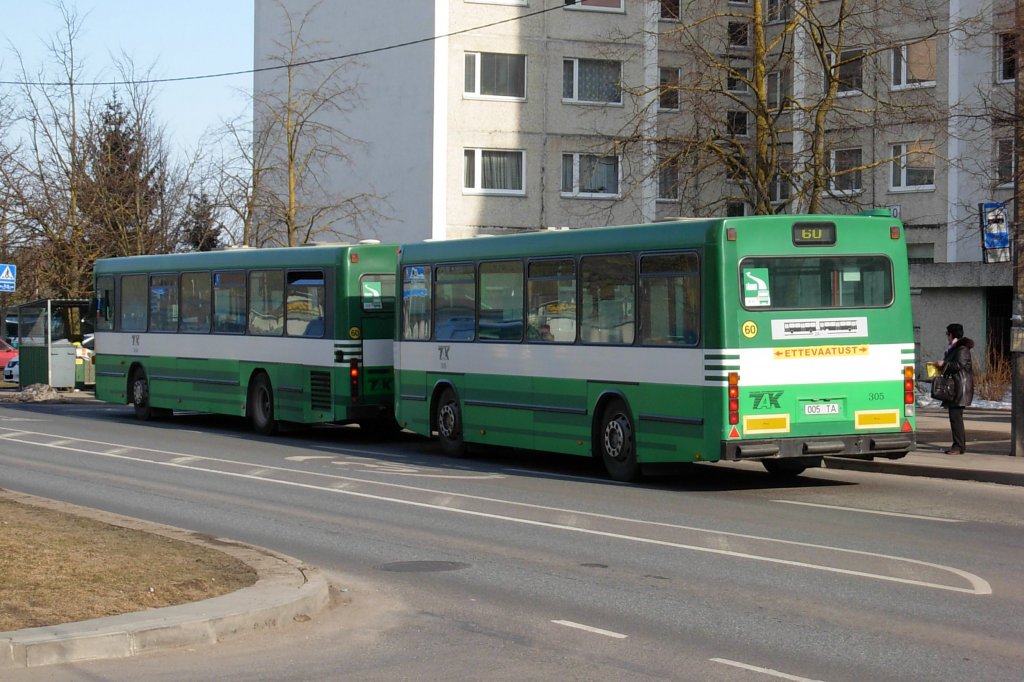 Ein Buszug. Scania L94UB + Hess APM, Tallinna Autobussikoondis AS #3646 + 305, 12.04.2012 Tallinn.
Im Tallinn ist immer noch 12 solcher Buszge.