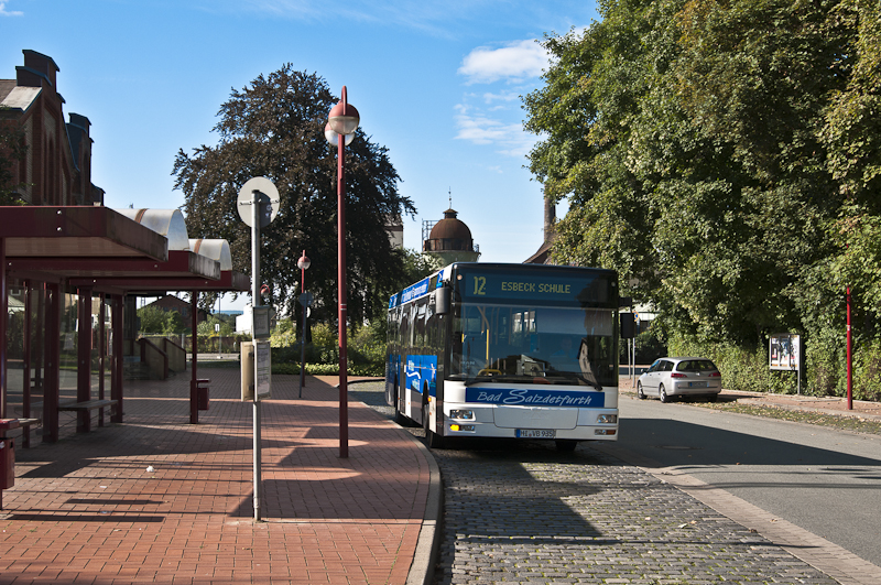 Ein MAN Bus am 19. August 2010 vor dem Bahnhof in Elze.