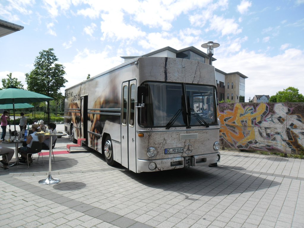 Ein Mercedes Bus, am 09.07.2011 in Lehrte.