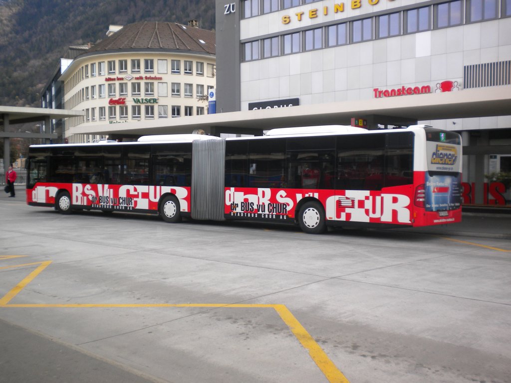 Ein Mercedes Citaro des Betriebs  dr bus vu chur  auf dem Churer Bahnhofplatz. 25.02.2010
