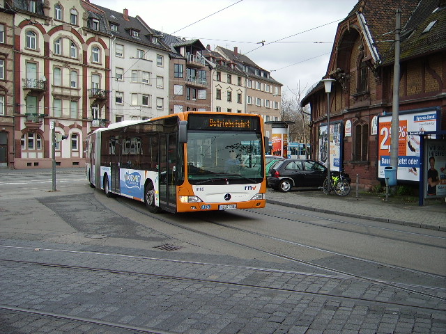 Ein neuer RNV Bus in Heidelberg am 19.11.10