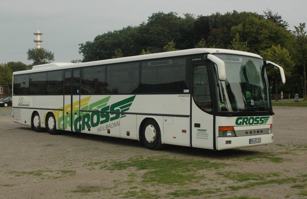 Ein Setra S 319 UL am 19.07.2011 in Niebll wird er als Linienbus eingesetzt.