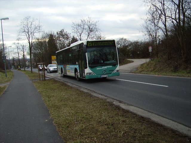 Ein SVM Bus 25er bei Maintal Hochstadt.