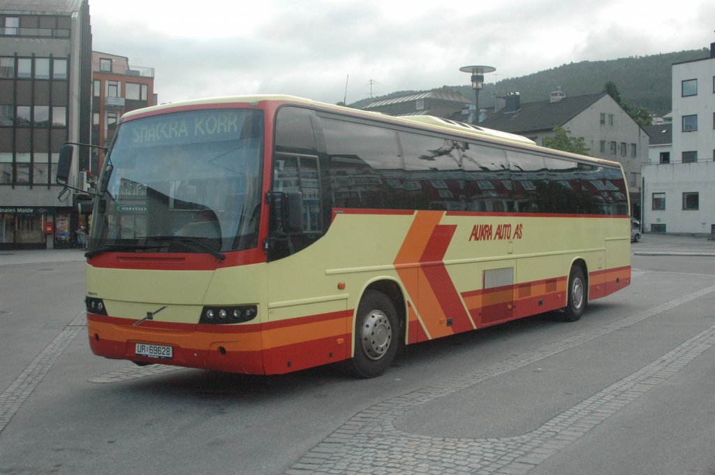Ein berland-Linienbus Typ Volvo 9700 auf dem Busbahnhof in Molde/Norwegen. Gesehen am 20.06.2011.