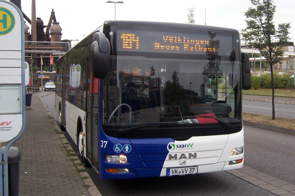 Ein weiterer Neuzugang der VVB, Wagen 37 ein MAN LC NL323, im August 2012 am Weltkulturerbe  Alte Hütte'.

