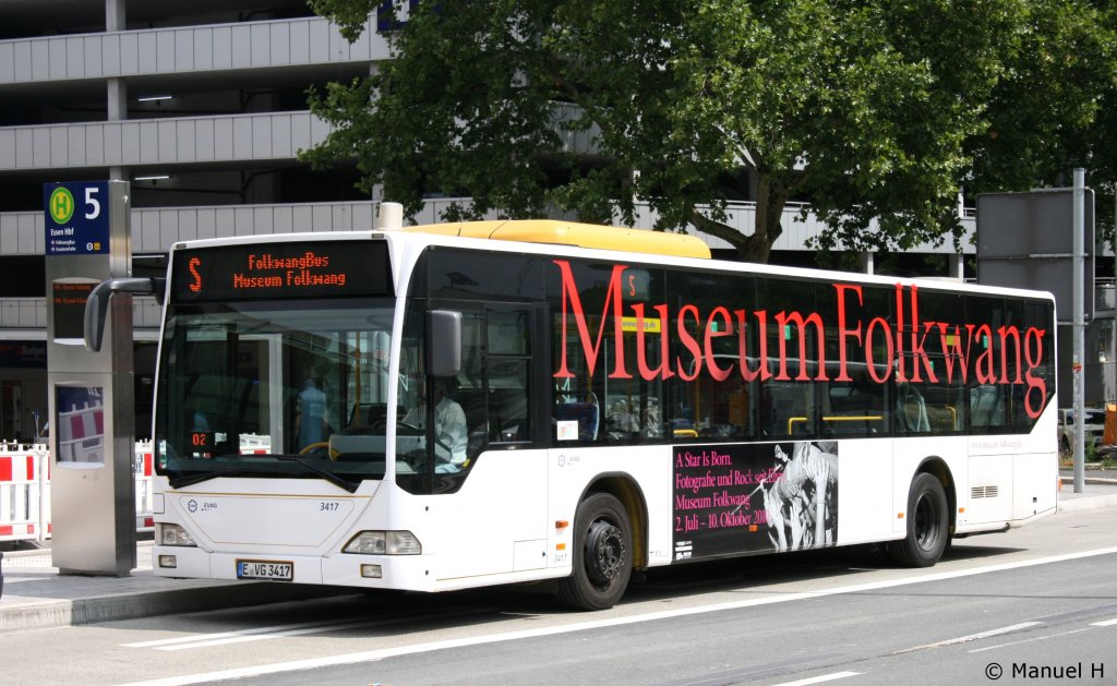 EVAG 3417 (E VG 3417) macht Werbung fr das Museum Folkwang.
Essen HBF, 28.7.2010.