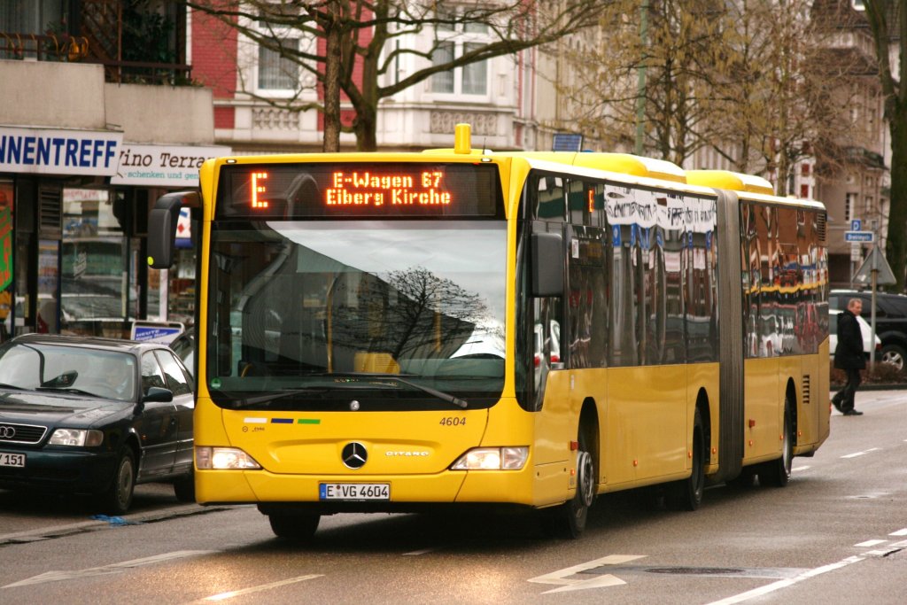 EVAG 4604 (E VG 4604) mit dem E-Wagen 67 nach Eiberg Kirche am 25.2.2010 in Essen Steele.