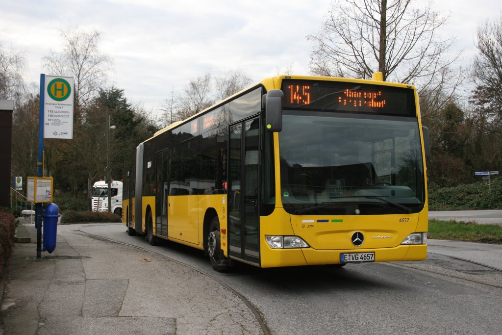 EVAG 4657 (E VG 4657) am Baldeneysee mit der Linie 145.
