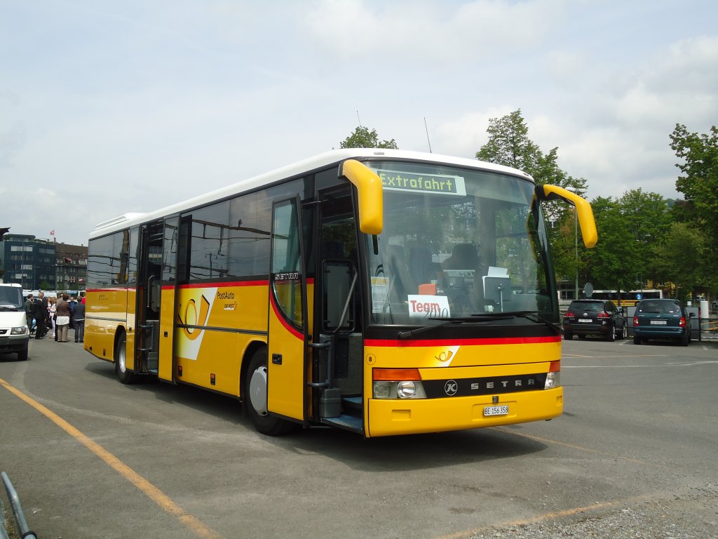 Flück, Brienz - Nr. 8/BE 156'358 - Setra am 29. April 2011 beim Bahnhof Thun