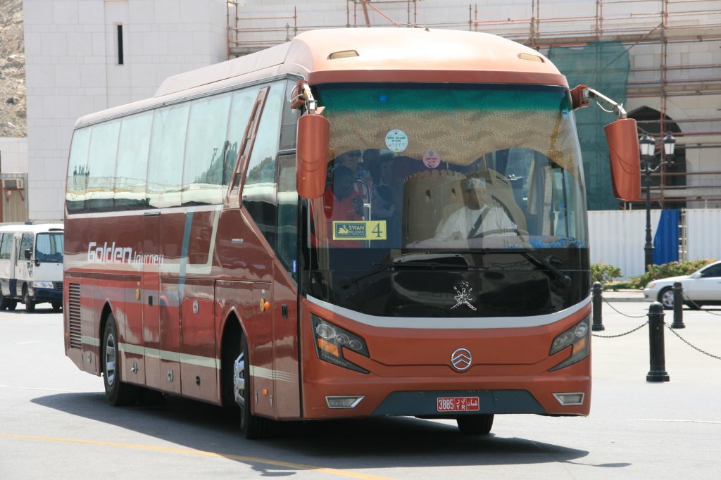 Golden Dragon (chinesischer Hersteller)  Golden Journey , Muscat/Oman 12.03.2013