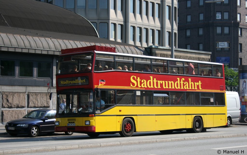 Hamburger Stadtrundfahrt (HH MM 1963).
Hamburg HBF, 3.7.2010.