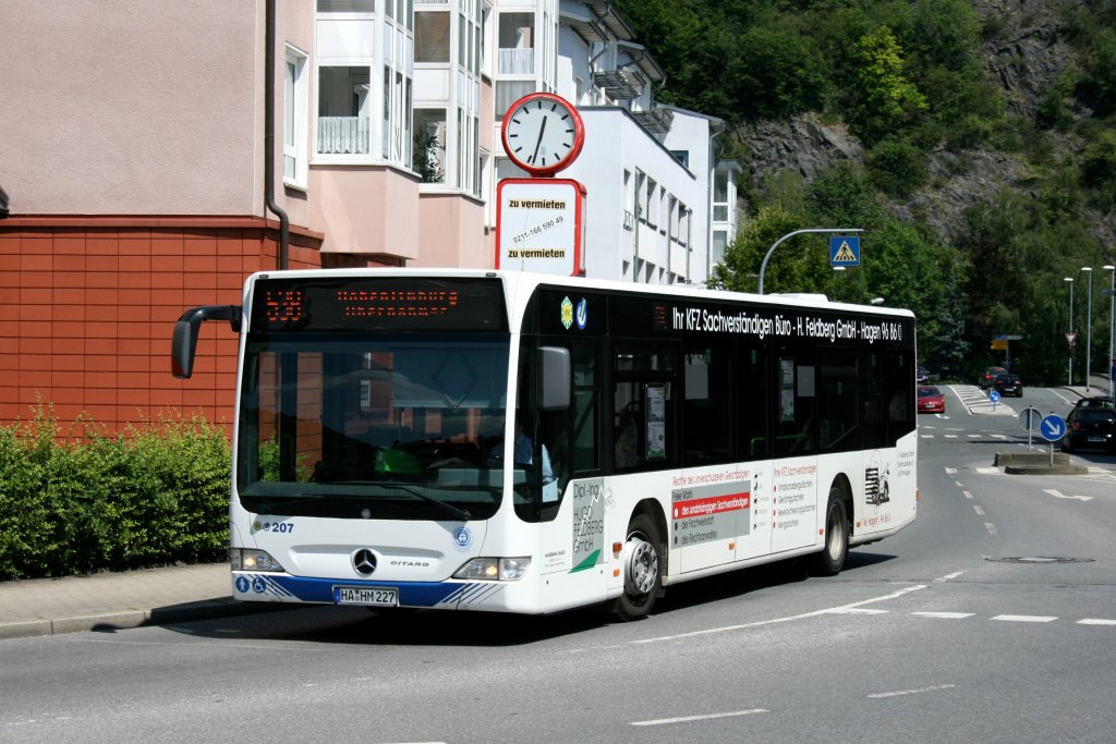 Hausemann und Mager 207 (HA HM 227) mit Werbung fr die H. Feldberg Gmbh.
Hagen Hohenlimburg. 26.6.2010.