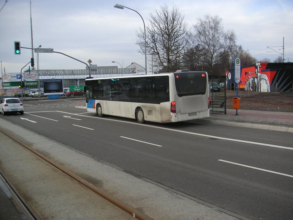 Hier ist ein Citaro zu sehen. Gefahren wird der Bus von der Firma Manfred Harz GmBH. Das Foto habe ich am 05.03.2010 in Saarbrcken an der Haltestelle Rmerkastel aufgenommen.