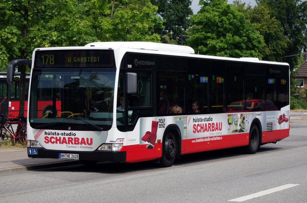 Hocbahn 2628 am 12.Juli 2010 auf der Linie 192 am Glashtter Markt 
