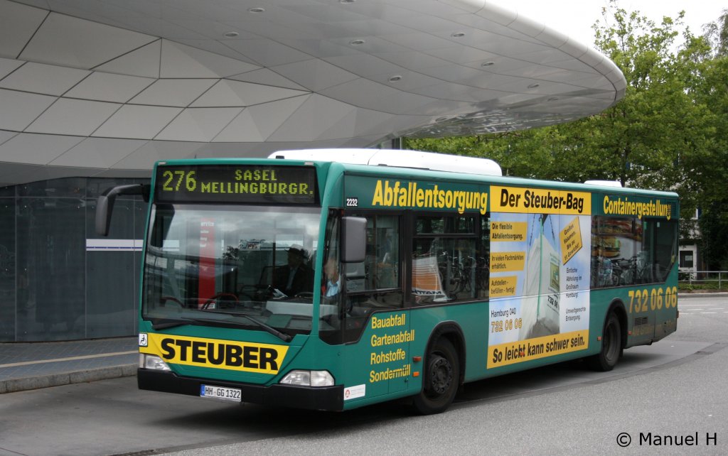 Hochbahn 2232 (HH GG 1322) mit Werbung fr Steuber.
Aufgenommen am ZOB Poppenbttel, 2.9.2010.