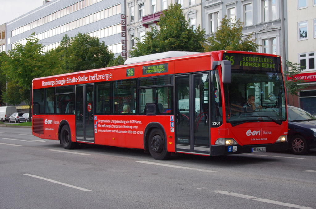 Hochbahn 2301 am 1.September 2010 am ZOB