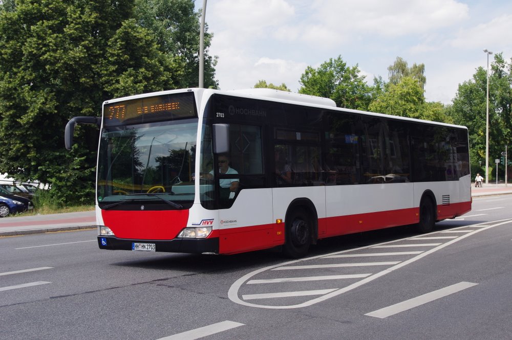 Hochbahn 2703 am 13.Juli 2010 in Barmbek