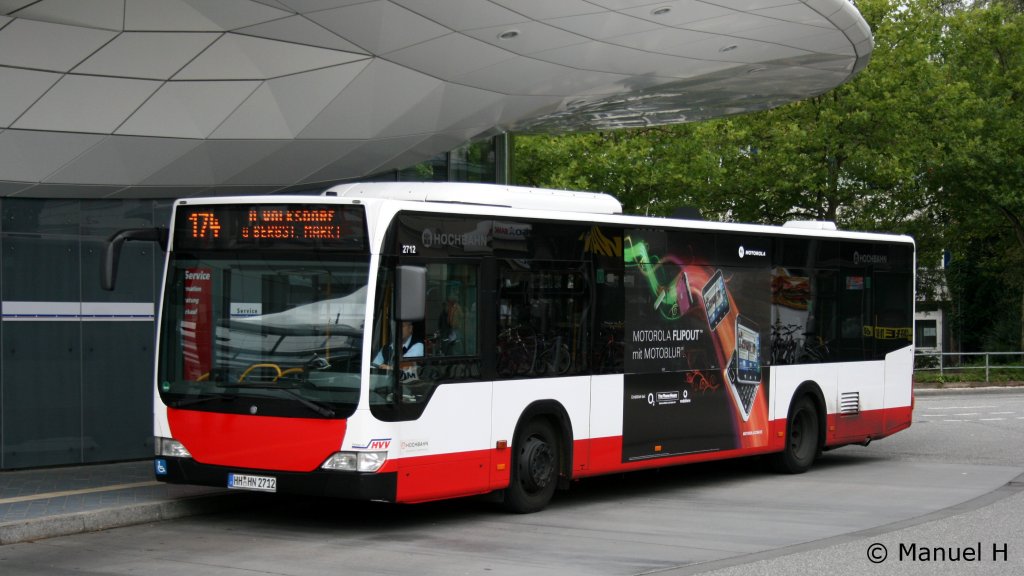 Hochbahn 2712 (HH HN 2712) mit TB fr Motorola.
Aufgenommen am ZOB Poppenbttel, 2.9.2010.