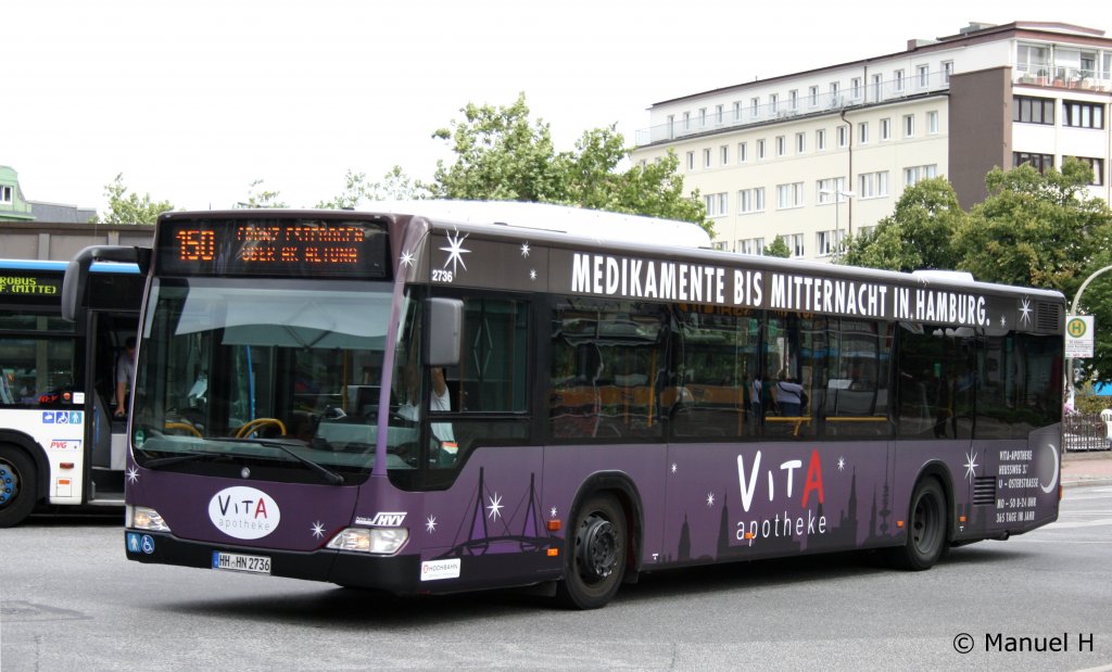 Hochbahn 2736 (HH HN 2736) mit Werbung fr Vita Apotheke.
Aufgenommen am ZOB Altona, 21.8.2010. 