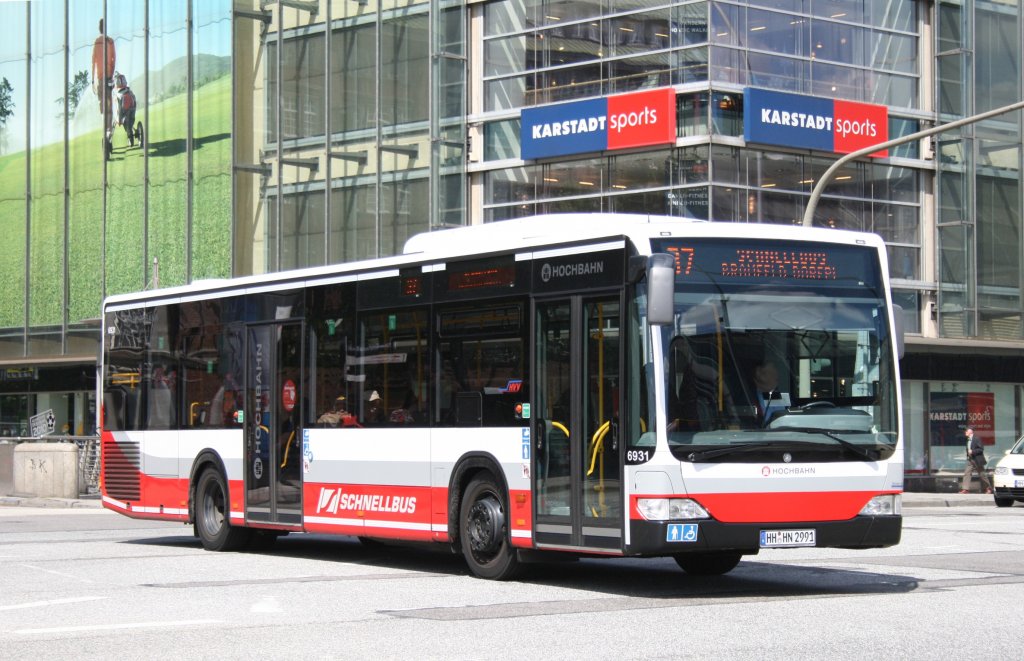 Hochbahn 6931 (HH HN 2991).
Hamburg HBF, 17.6.2010.