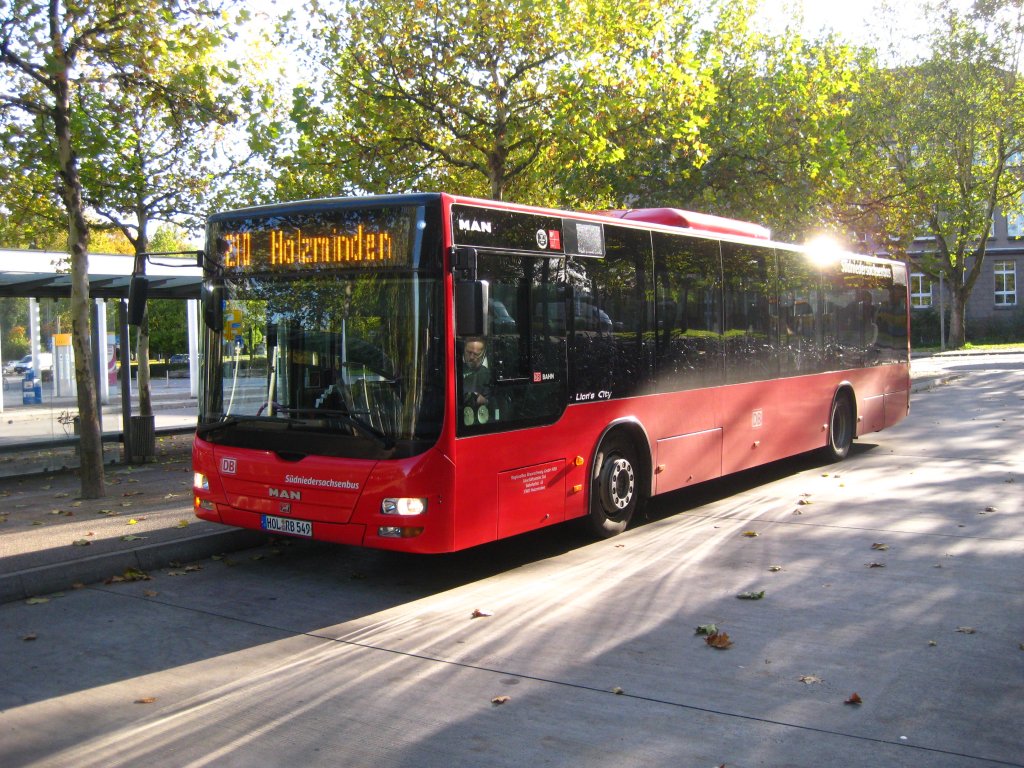 HOL-RB 549 (Regionalbus Braunschweig GmbH) im April 2010 am ZOB in Gttingen. Mittlerweile ist das Fahrzeug vom Standort Holzminden nach Gttingen versetzt worden.