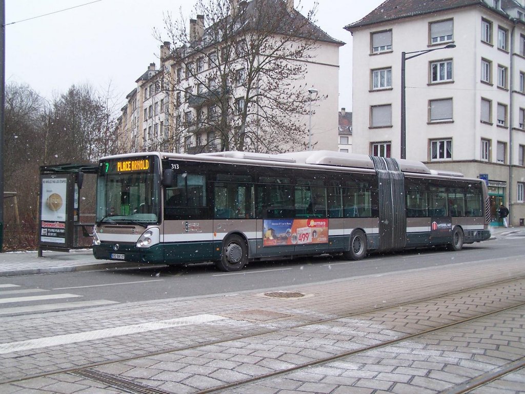 Irisbus Citlis 18 Nr 313 auf der Linie 7 am 10/02/2010.