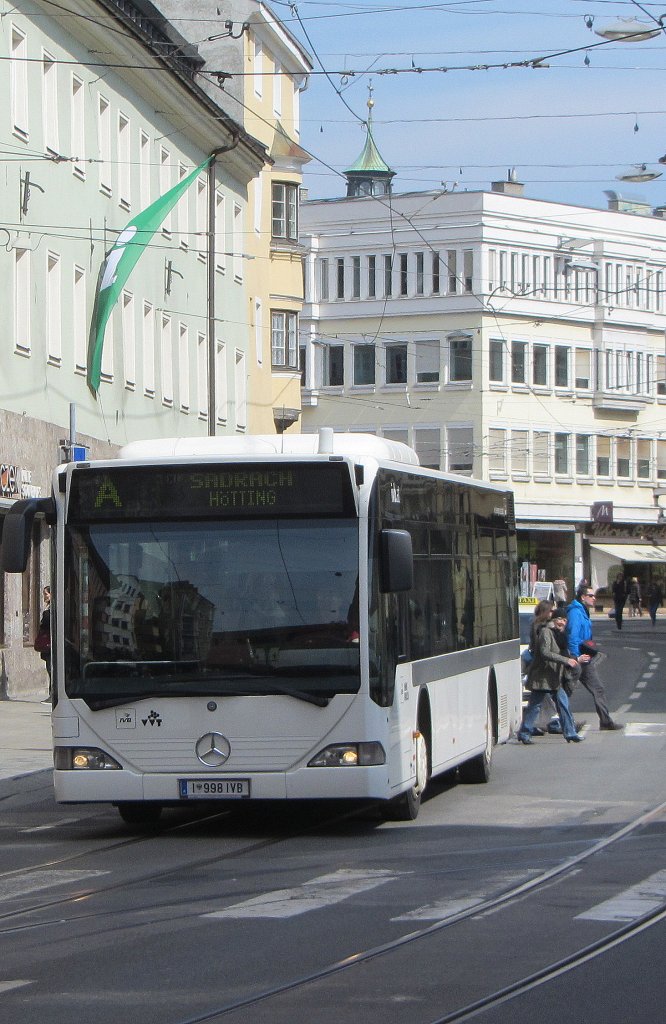 IVB Mercedes Citaro I am 2.4.2013 als Linie A nach Sadrach bei der Maria-Theresia-Strae in Innsbruck.