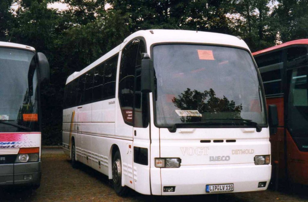 Iveco EuroClass, aufgenommen im August 1998 auf dem Parkplatz der Westfalenhallen in Dortmund.