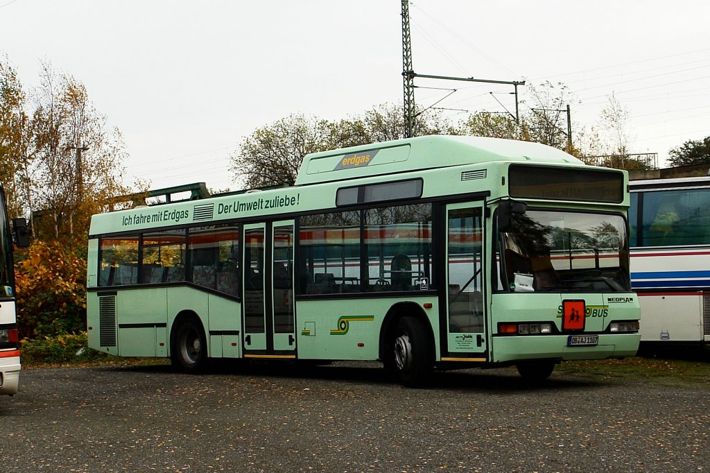 Jtte Reisen  OB AJ 1107 (ex Regionalbus Arnstadt) ist ein Erdgas Bus und wird im Schlerverkehr eingesetzt.
November 2008