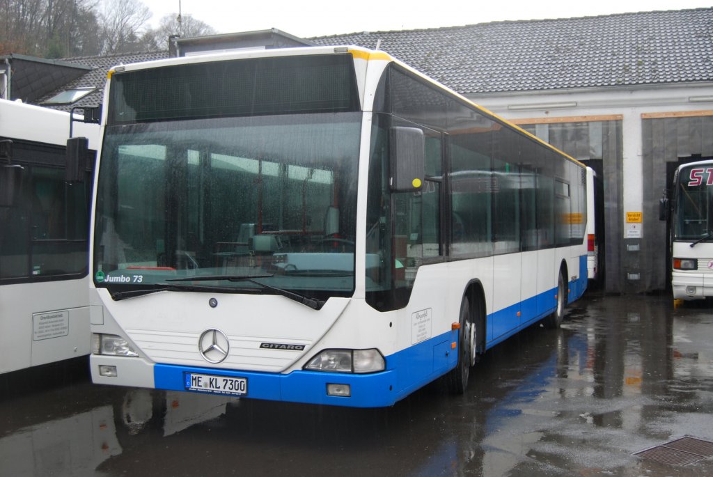 Jumbo 73, ein Mercedes O530 Citaro, vom Unternehmen Gerda Klingenfu, aufgenommen am 27.02.2011 auf dem Betriebshof von Klingenfu in Velbert.