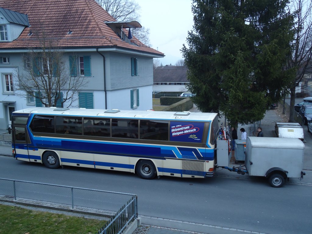 Kander-Reisen, Frutigen - Nr. 3/BE 66'132 - Drgmller (ex Flck, Brienz) am 7. Mrz 2011 in Lerchenfeld, Schulhaus
