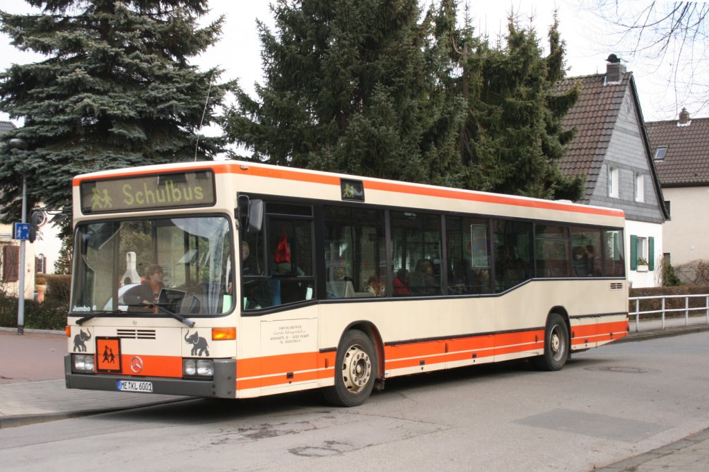 Klingenfu 6 (ME KL 6001) (Ex Ver 235 EN VR 431).
Aufgenommen in Essen Kettwig, 5.3.2010.