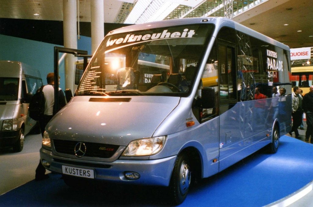 Kusters / Mercedes Parade Tour, aufgenommen auf der IAA 2002 in Hannover.