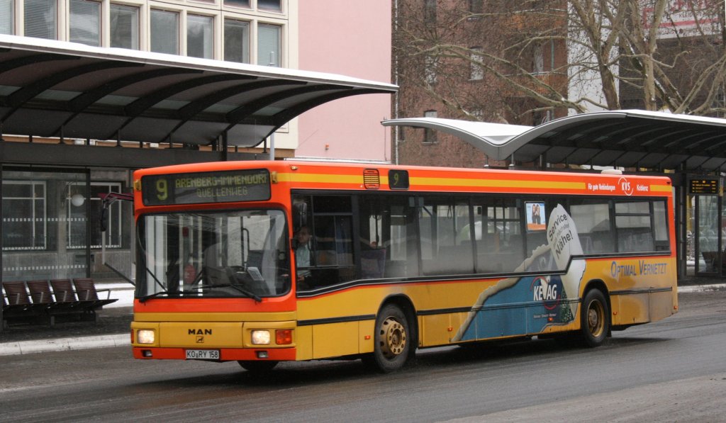 KVS (KO RY 158) mit Werbung fr die KEVAG.
Aufgenommen am HBF Koblenz,12.2.2010. 