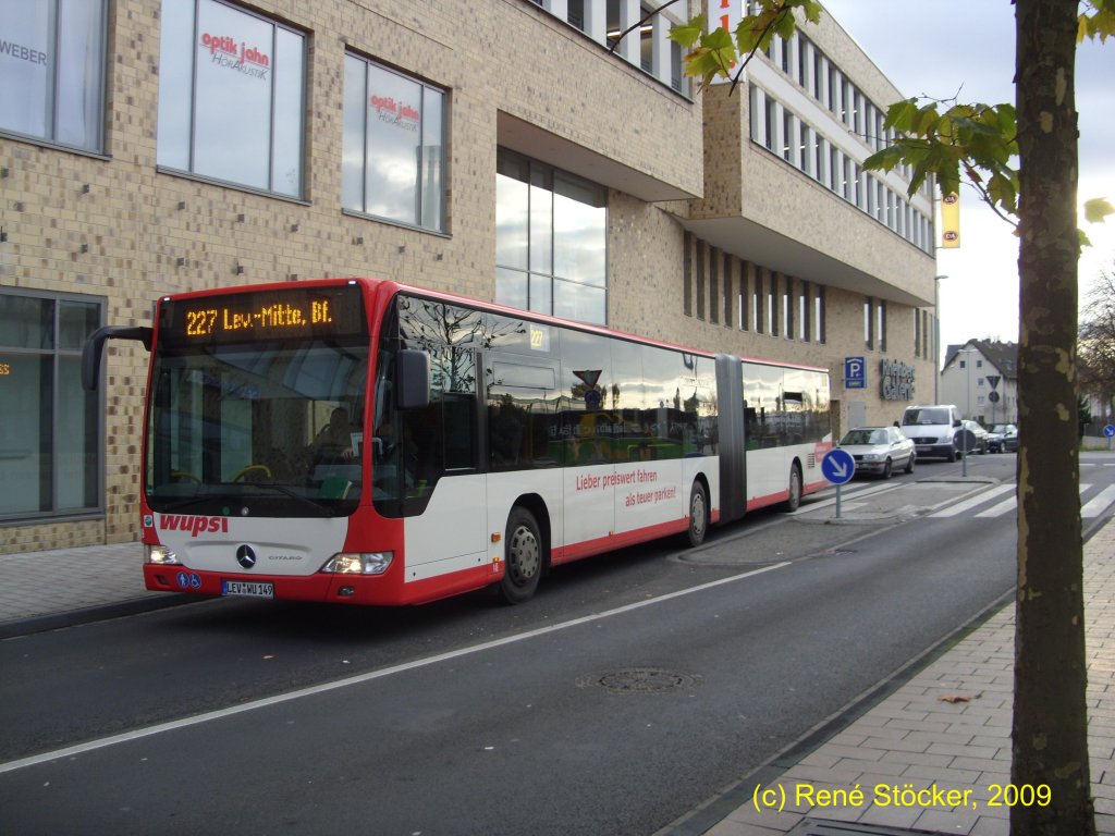 KWS Wagen 149 an der Stationnstrae in Bergisch Gladbach am 6.11.09