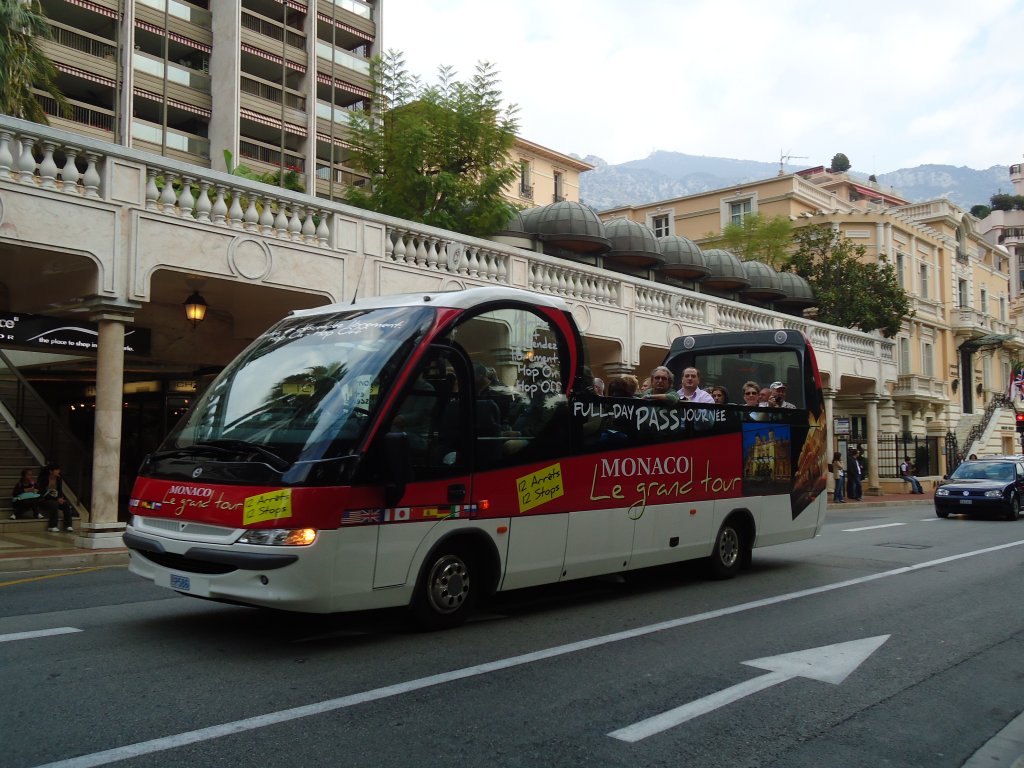 monaco grand tour bus