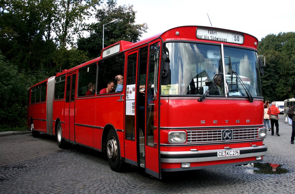 Linienbustreffen 25.9.2010 in Essen 
Kssbohrer/Setra SG 180 S.
CeBus Celle (CE KC 275).
