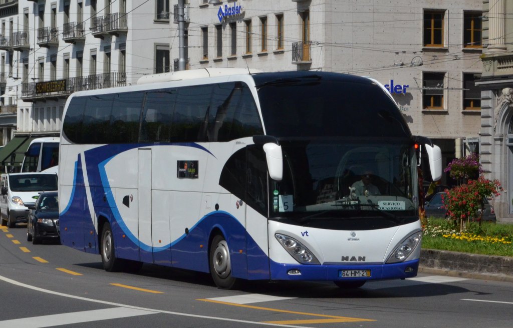 MAN Atomic Reisebus in Luzern am 18.06.2013.