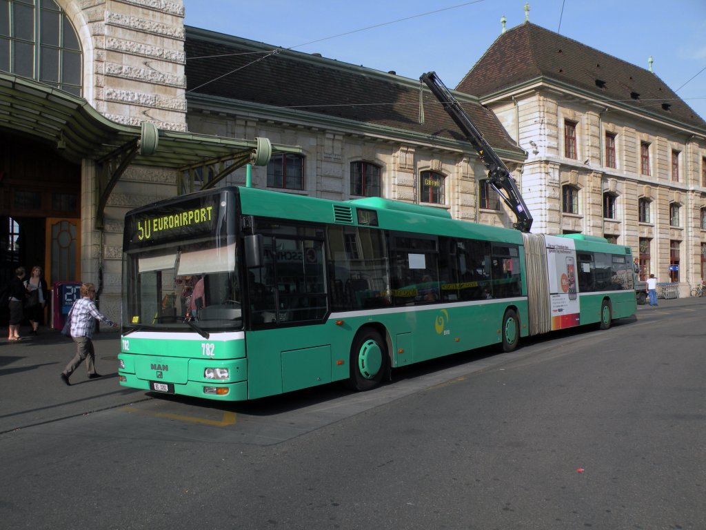 MAN Bus mit der Betriebsnummer 782 an der Endstation der Linie 50 am Basler Bahnhof SBB. Die Aufnahme stammt vom 10.05.2011.