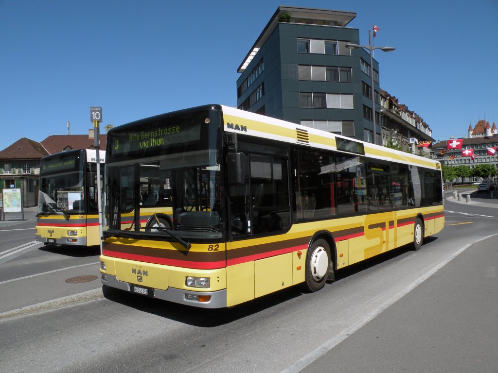 MAN Bus der STI mit der Betriebsnummer 82 am Bahnof Thun. Die Aufnahme stammt vom 18.05.2011.