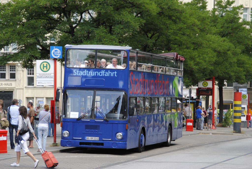 MAN Doppeldecker fr Stadtrundfahrten in Hamburg, am 18.07.2010.