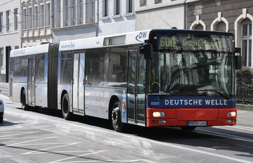 MAN Gelenkbus, SWB Linie 600 in Bonn, 04.02.2010