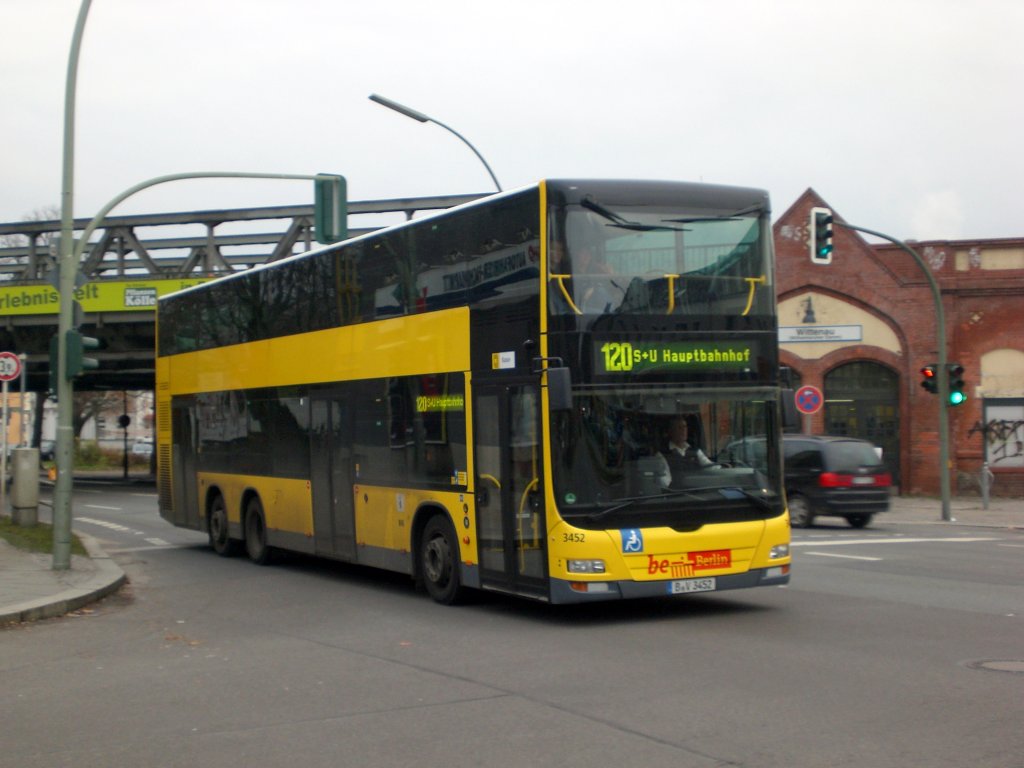 MAN Lion's City DD (Doppelstock) auf der Linie 120 nach Hauptbahnhof am Gschenplatz/S-Bahnhof Wittenau. 
