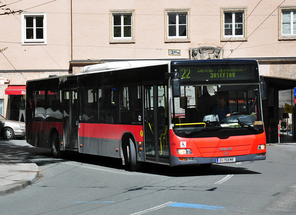 MAN Lion`s City - Linie 22 in Salzburg - 25.04.2012