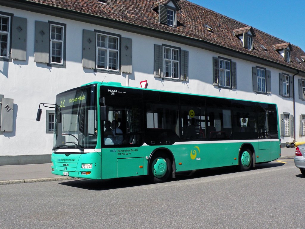 MAN Lions City der MAB auf der Linie 32 an der Haltestelle Bettingerstrasse. Die Aufnahme stammt vom 23.07.2012.