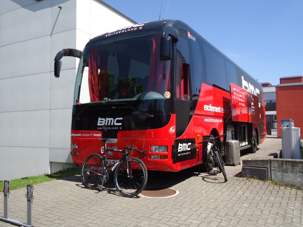 MAN Lion's Coach, BMC Cycling Team, GP Gippingen mai 2013 