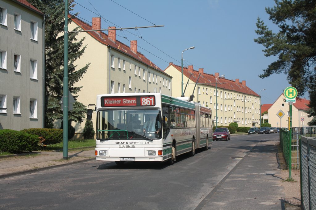 MAN NGE 152, Obus 038 der BBG-Eberswalde am 21.05.2011 in Nordend.