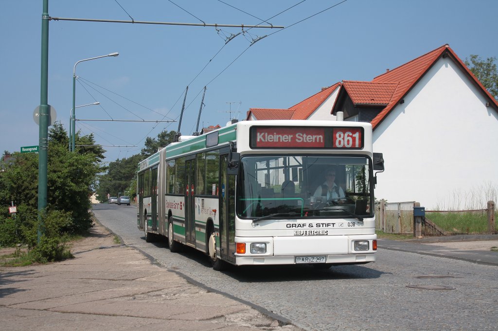 MAN NGE 152, Obus 038 der BBG-Eberswalde am 21.05.2011 in Nordend.