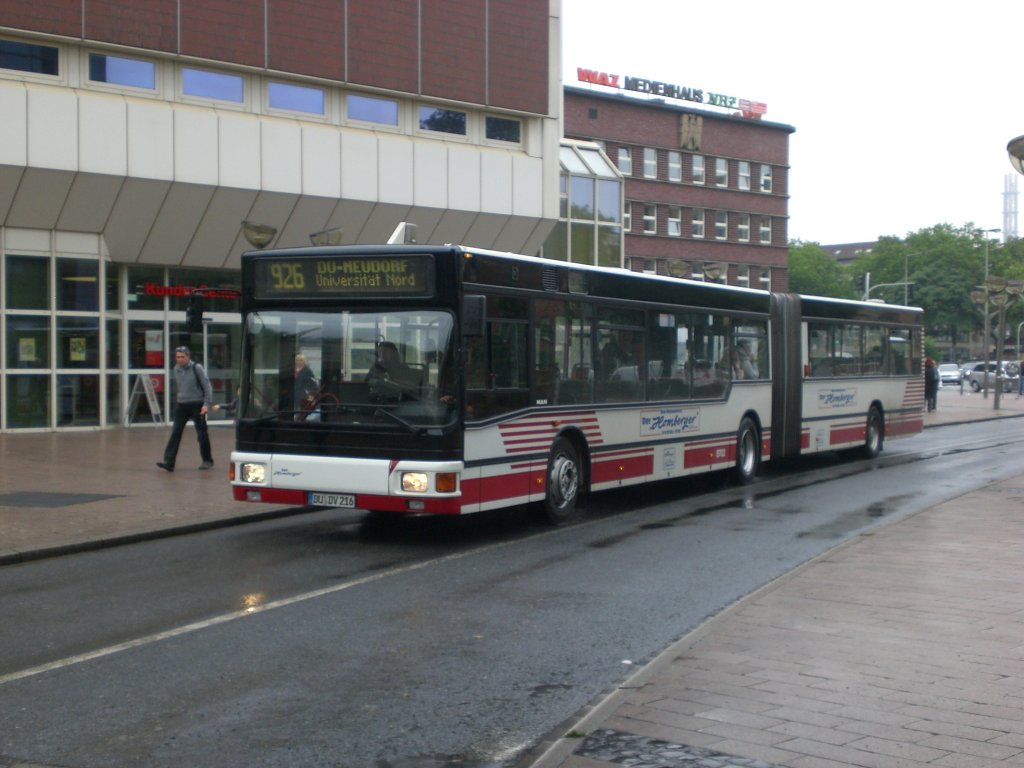 MAN Niederflurbus 1. Generation auf der Linie 926 nach Duisburg Neudorf Universitt Nord am Hauptbahnhof Duisburg.(17.7.2012) 