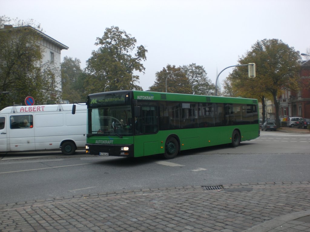 MAN Niederflurbus 2. Generation auf Betriebsfahrt am ZOB/Hauptbahnhof.